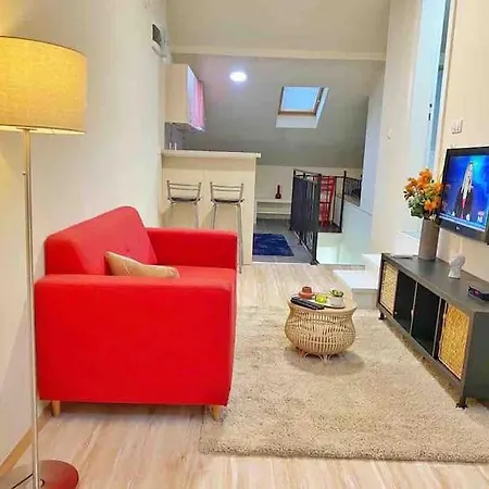 Lovely 1-bedroom At Balkanska Street *